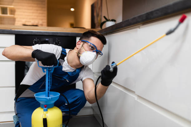Best Wildlife Control Services  in East Troy, WI
