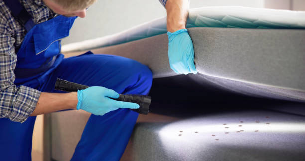 Best Exterminator Services  in East Troy, WI